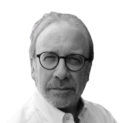 Xavier Esteban. Farmacéutico